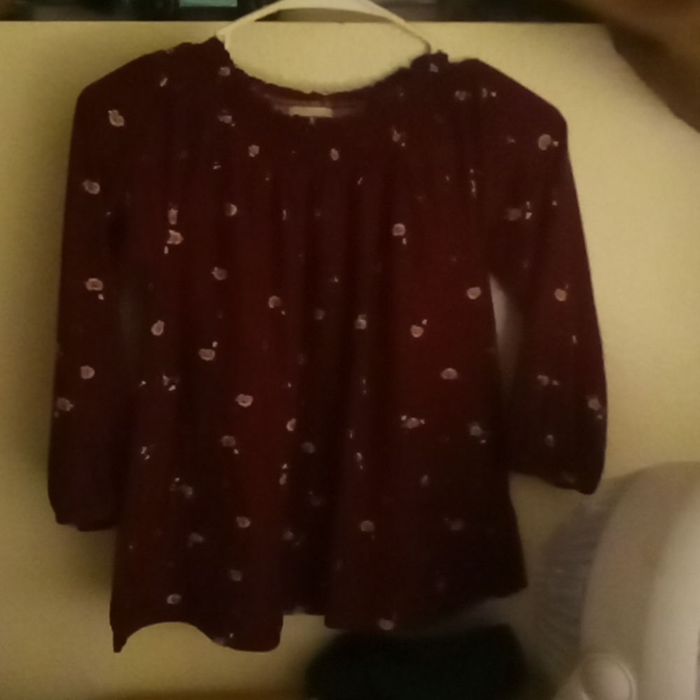 Old Navy Maroon Floral Tee